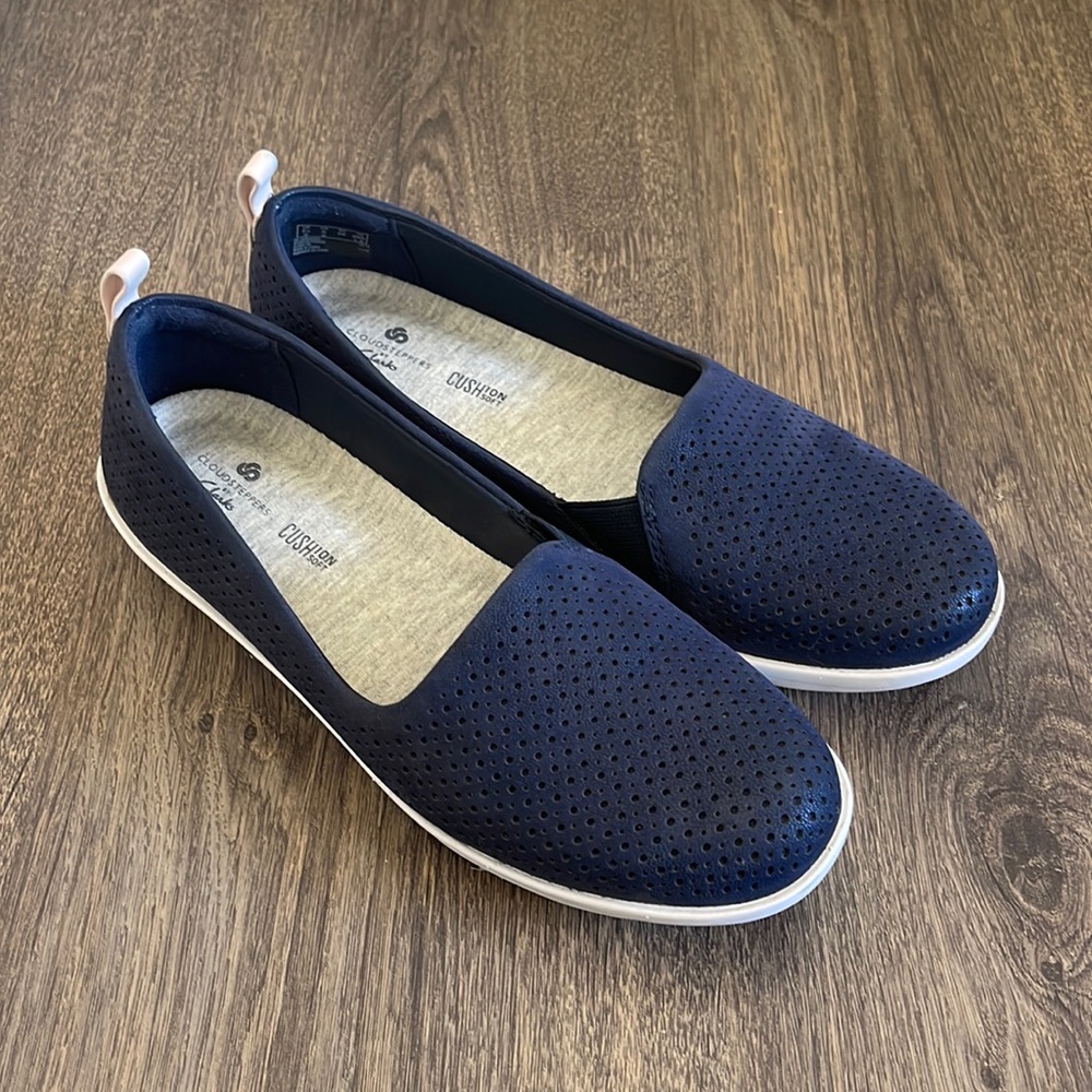 Clarks flat